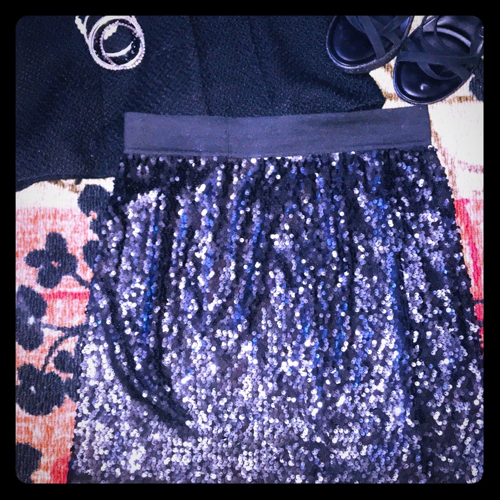 LC Lauren Conrad sequined mini skirt